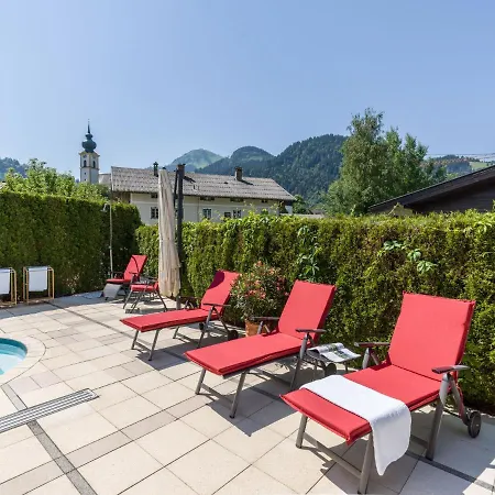 Дом отдыха Nice House In The Pleasant Village Center Of With Swimming Pool *