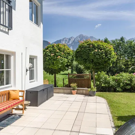 Nice House In The Pleasant Village Center Of With Swimming Pool